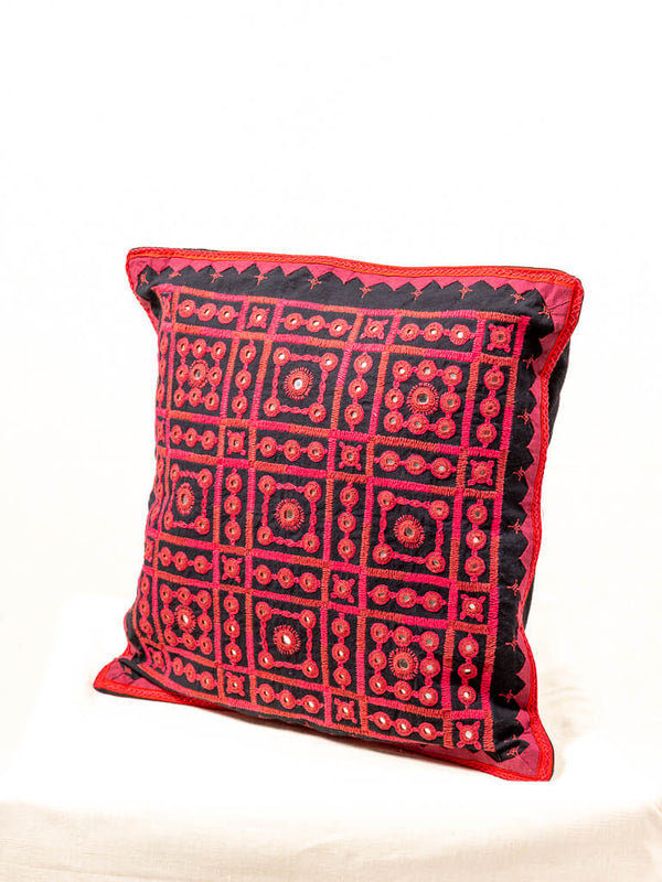 Cotton black cushion cover