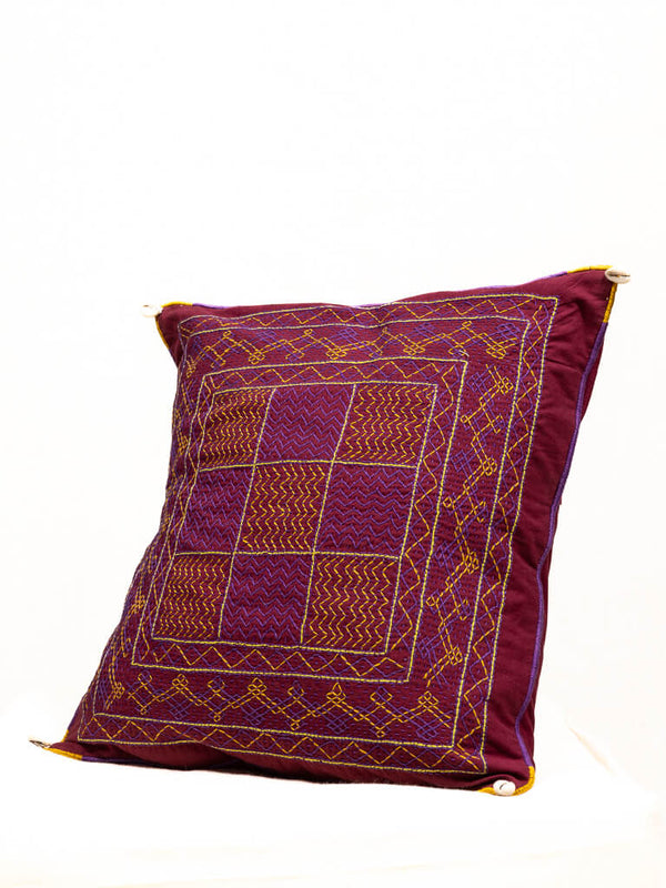 Cotton maroon cushion cover